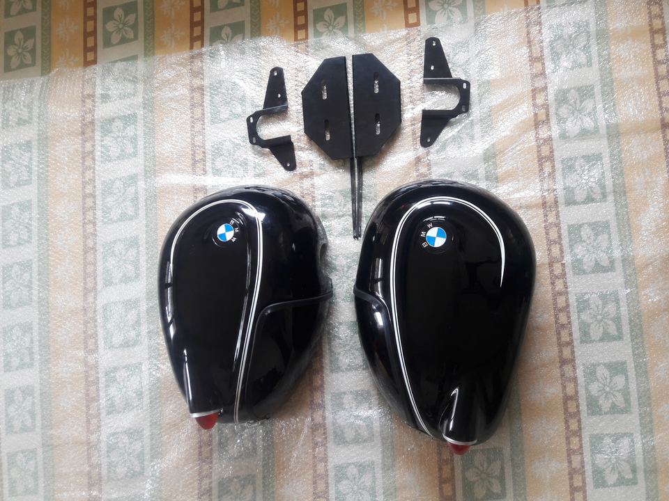Klasik BMW Yan Çantaları