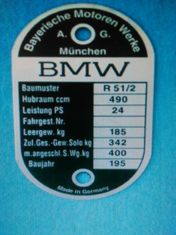 BMW Bilgi Plakası